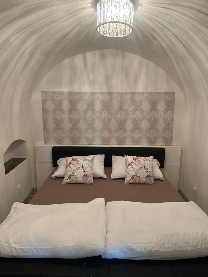 Apartman V Rodinnem Dome Jaroměř 外观 照片